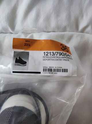 Zapatillas deportivas nuevas talla 36
