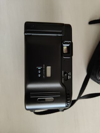 Cámara de fotos Olimpus AZ1 Zoom Modelo vintage