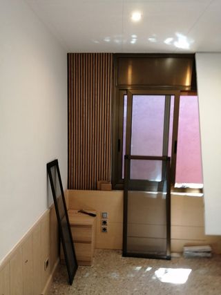 INSTALACION DE PARQUET Y REVESTIMIENTO