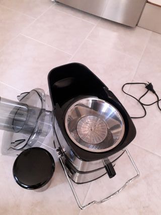 licuadora semiprofesional construid en acero inoxi