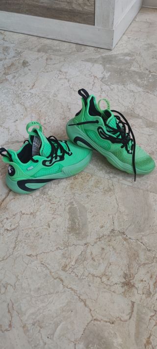 Bambas