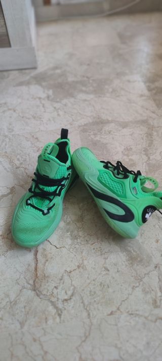 Bambas