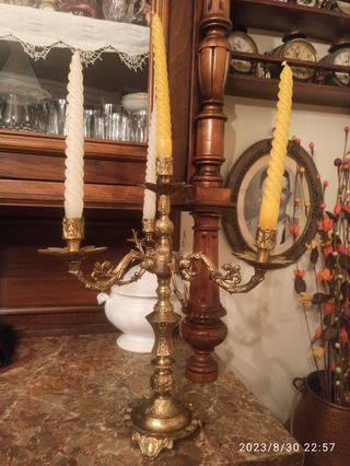 Candelabros en bronce y juego de dos en Cecerámica