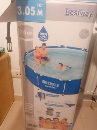 piscina, con depuradora y escaleras