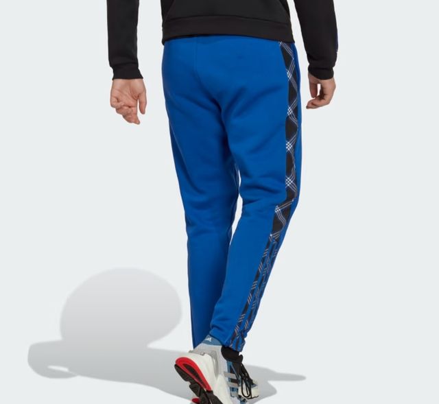 Pantalón Chándal Deportivo Adidas Tiro Winterized.