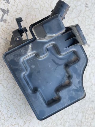 deposito agua linpia parabrisas grupo VAG