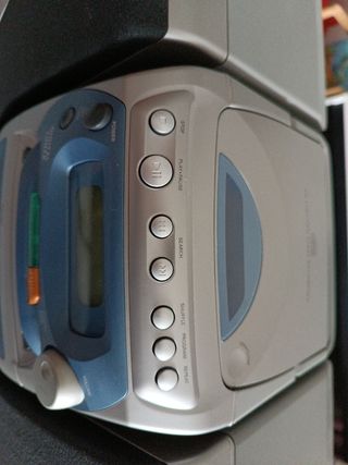 Radio,cassette y CD