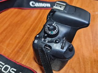 Cámara fotos y video Canon EOS 550D