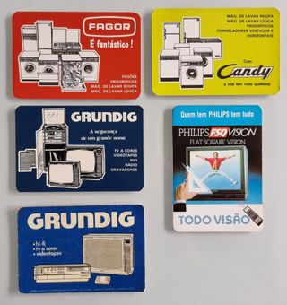 5 Calendários Grundig / Favor/ Candy ...