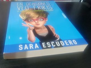 Libro En ocasiones veo frikis (Sara Escudero)