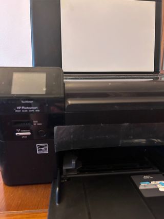 IMPRESORA MARCA HP,NUEVA, WIFI, NO TIENE CARTUCHOS