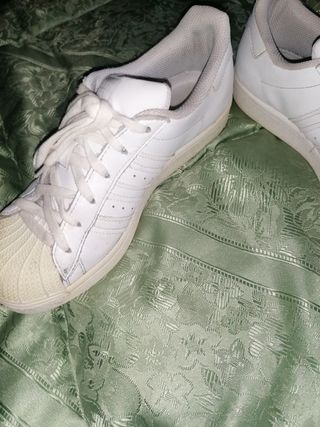 Playero de Adidas súper star