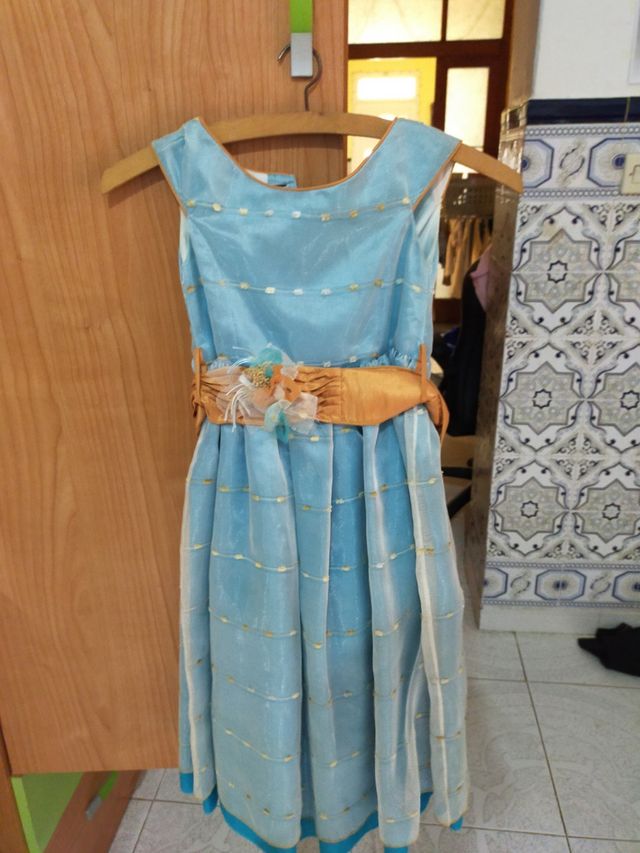 Traje niña