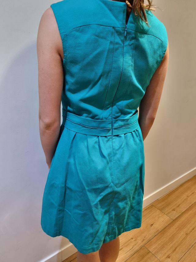 Vestido azul verdoso