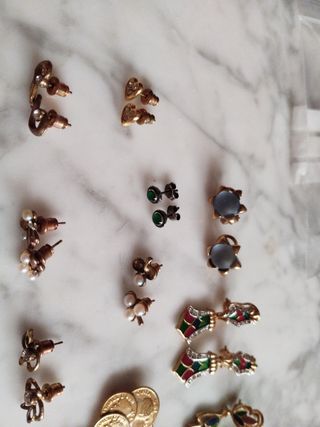 Pendientes y collar plateado