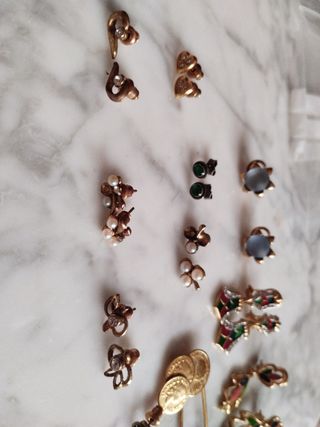 Pendientes y collar plateado