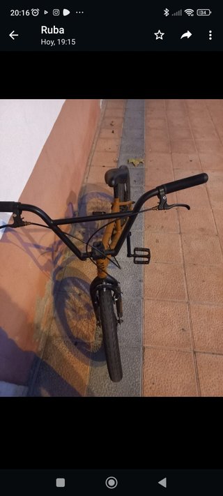 Bicicleta BMX marca Eleven