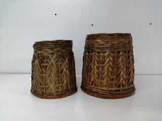 2 Maceteros de cestería