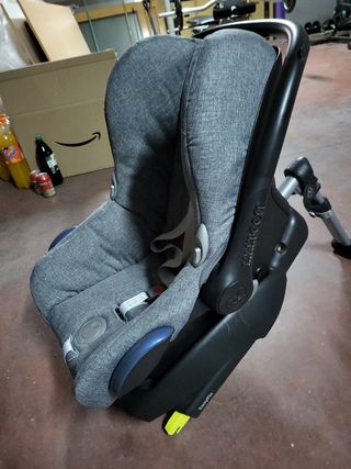 Maxicosi con easifix coche
