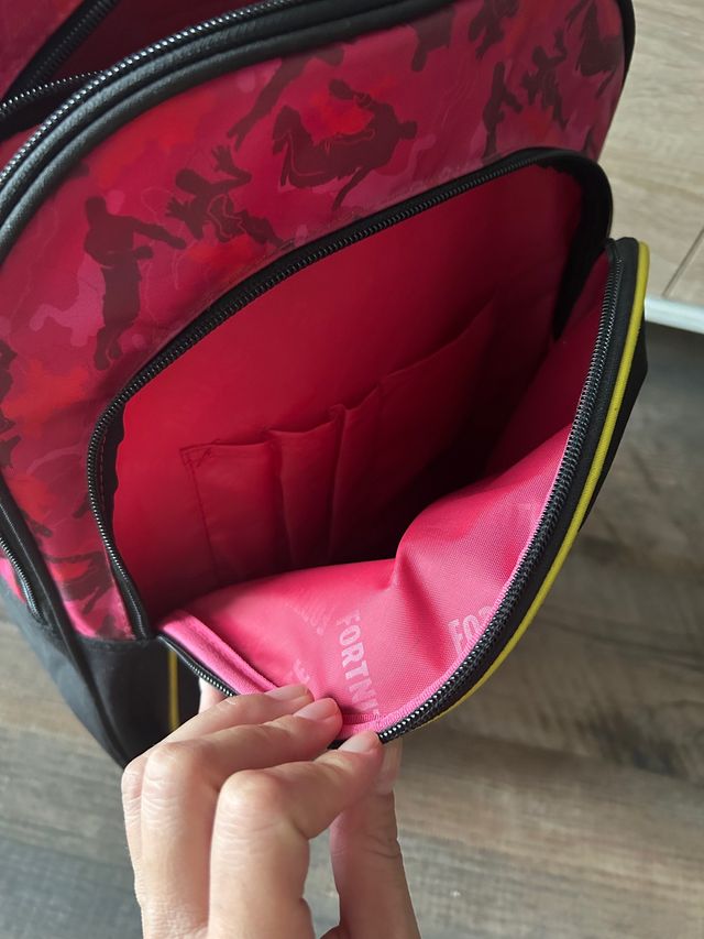 mochila ruedas cole fornite