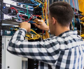 Servicios de informatica, computacion y redes