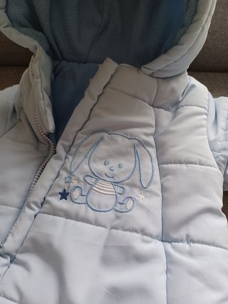 Buzo acolchado bebé 62cm (0-3 meses)