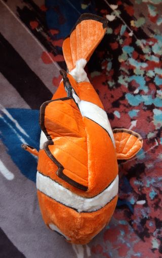 PELUCHE DE NEMO DISNEY