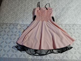 Vestido corto de fiesta rosa