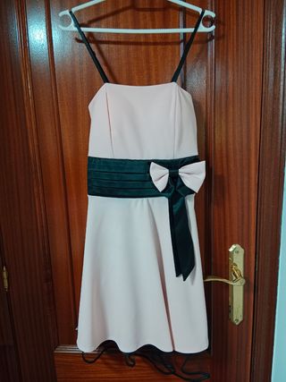 Vestido corto de fiesta rosa