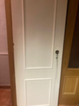 Puerta Sapelly y blanca 62,5 x 2m 2cm