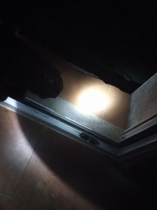 GUARDAMANOS G&G MOE+LINTERNA LED