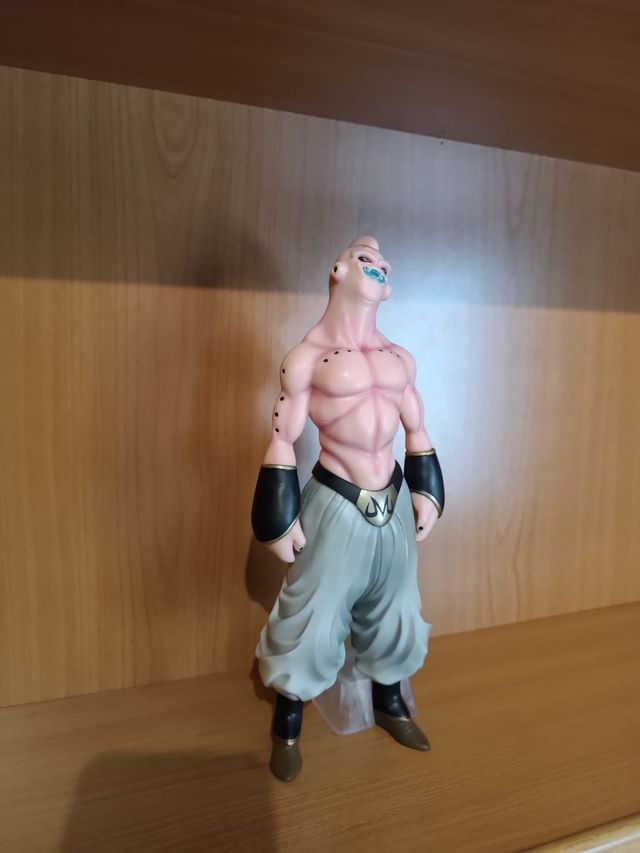 Figura de Majin Buu
