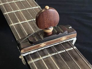 Cejilla flamenca artesana de Ébano