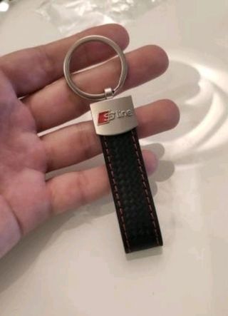 Original emblema Sline de metal para Audi, mate.