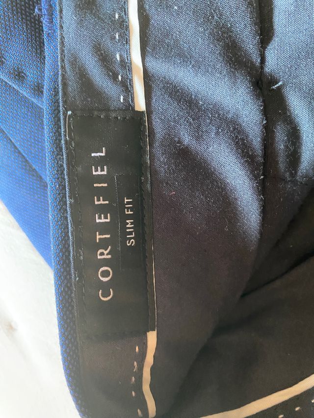 traje azul cortefield