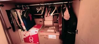 Habitación juvenil con gran almacenaje