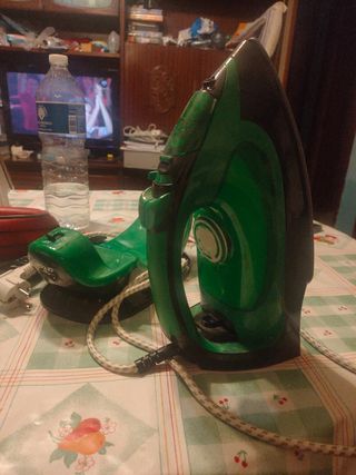 Plancha Air vapore con base xsquo useful tech