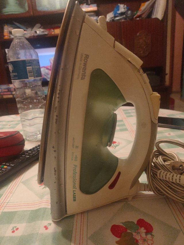 Plancha Rowenta profesional laser