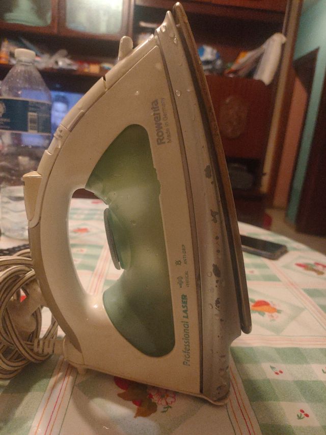 Plancha Rowenta profesional laser