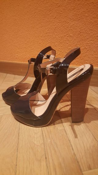 SANDALIAS CHAROL AZUL
