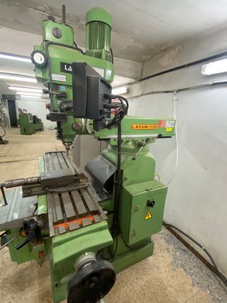 fresadora lagun ftv4sp