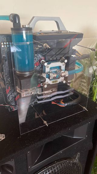 PC's Gaming Refrigeración liquida Custom ATX