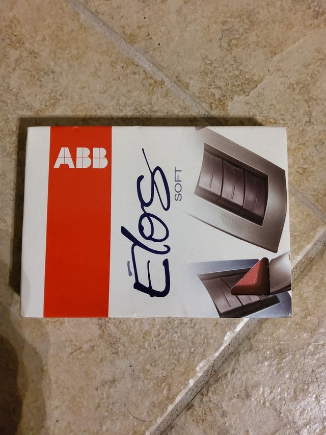 Placca presa 3 posti