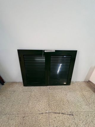 Persiana mallorquina verde carruaje