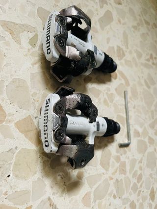 Pedales Shimano spd520