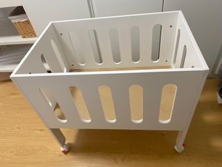 mini cuna blanca madera y colchón tengo 2 unidades