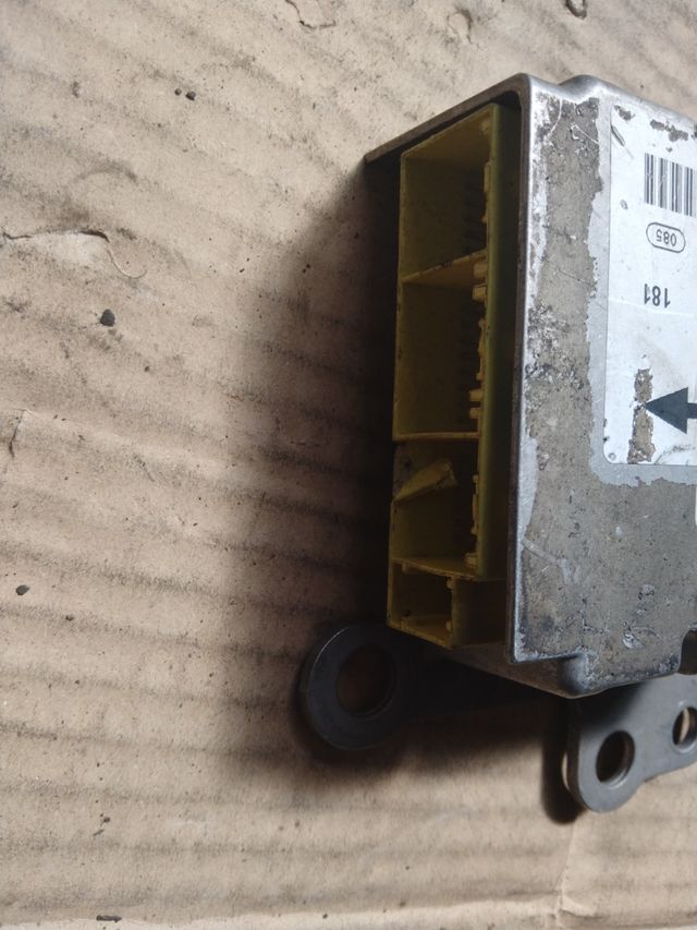 Centralita Airbag Nissan Micra II 1.0i 16V