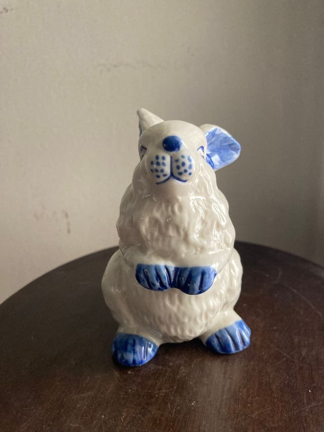 coniglietto bianco e blue