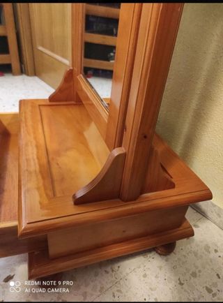 Espejo vertical batiente cajón inferior