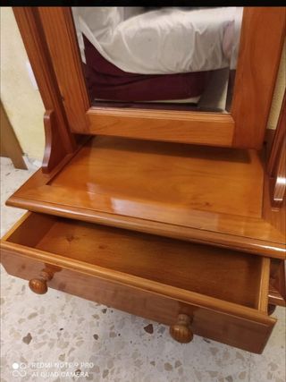 Espejo vertical batiente cajón inferior